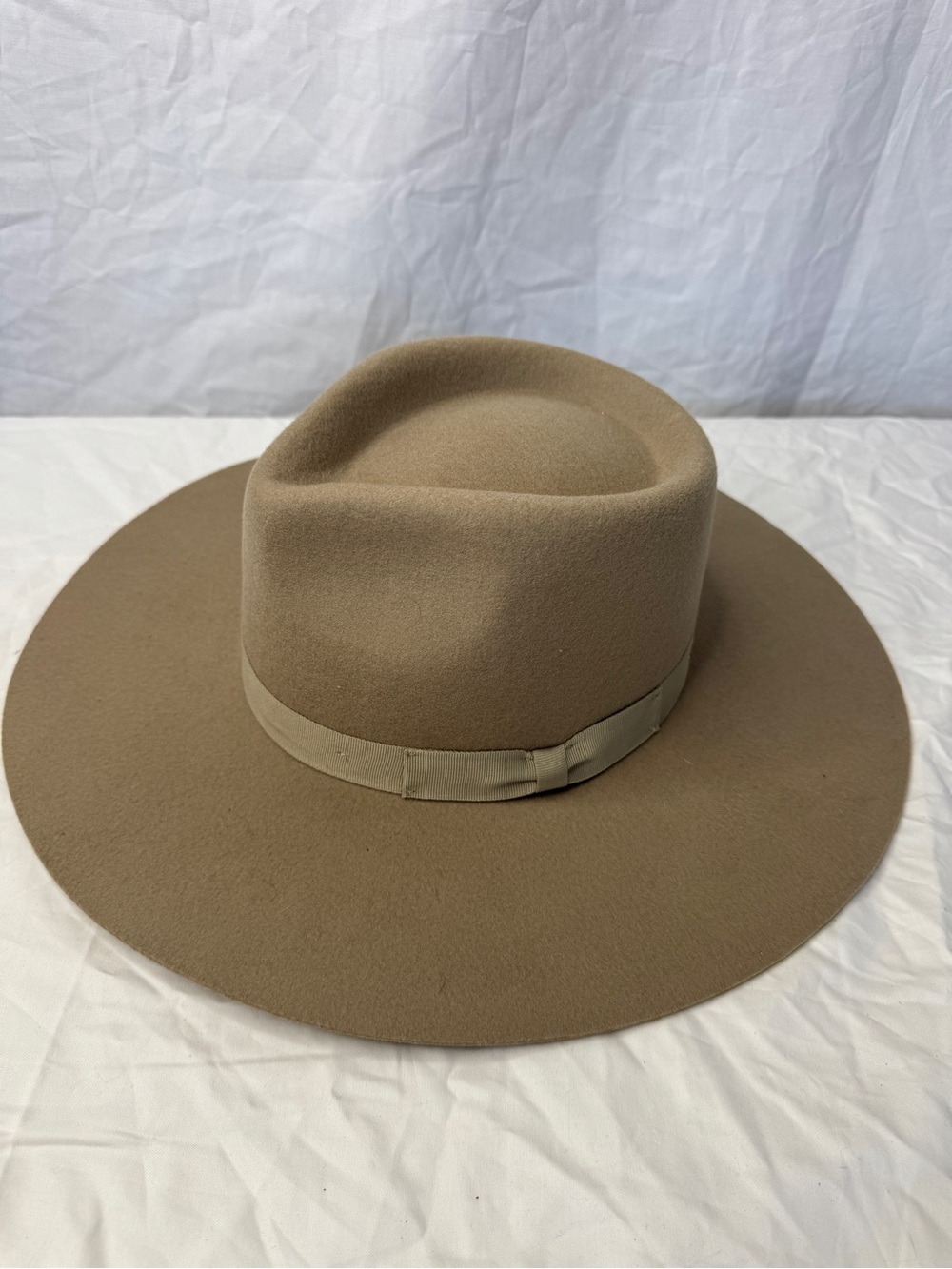 San Diego Hat Co Wide Brim Felt Fedora Hat in Camel